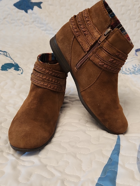 Minnetonka Shoes - Minnetonka Brown Suede Braided Ankle Booties